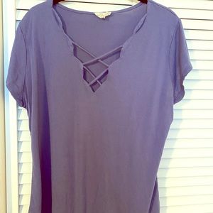 Blue scalloped tshirt